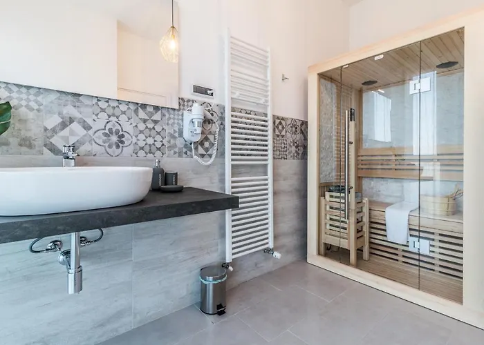 בית הארחה 4 Star - Self Check-in בולוניה