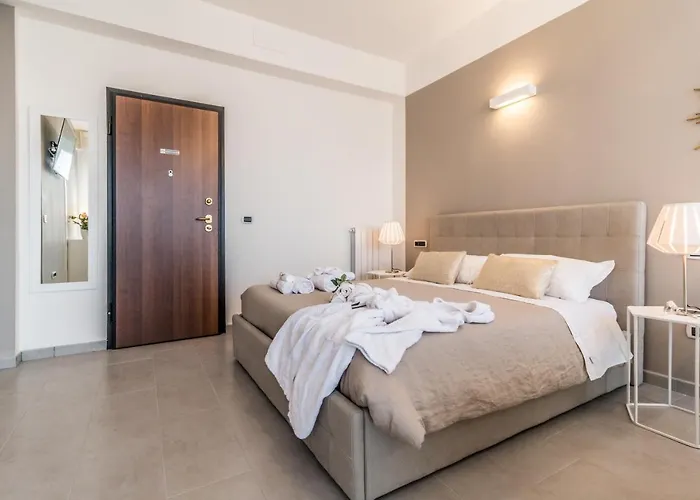 4 Star - Self Check-in