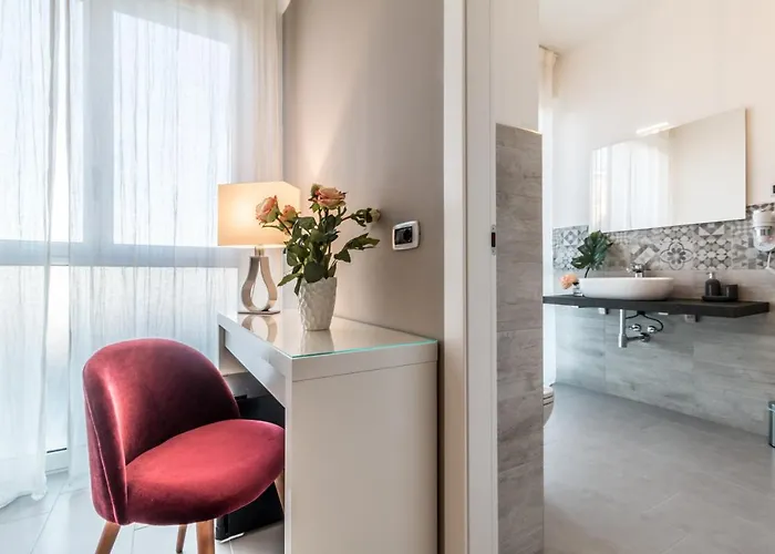 4 Star - Self Check-in Guest house