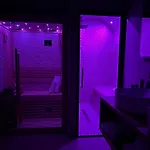 4 Star - Self Check-in 4*