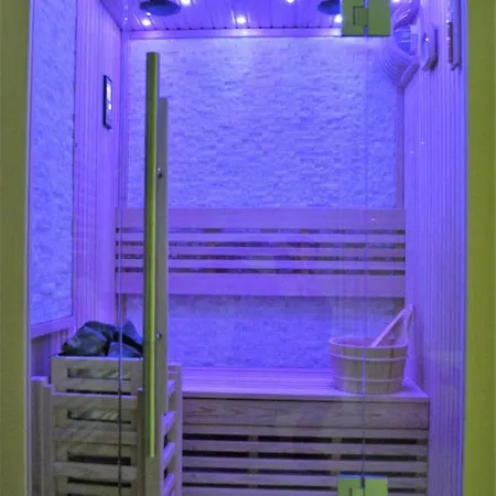 4 Star - Self Check-in 4*