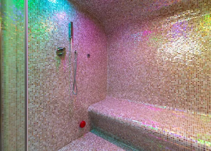 4 Star - Self Check-in 4*