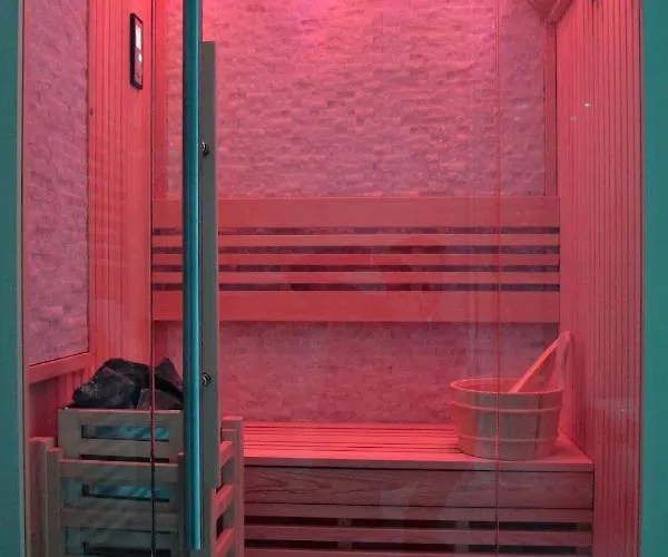 Gæstehus 4 Star - Self Check-in 4*