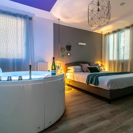 4 Star - Self Check-in Guest house