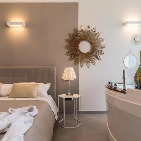 4 Star - Self Check-in