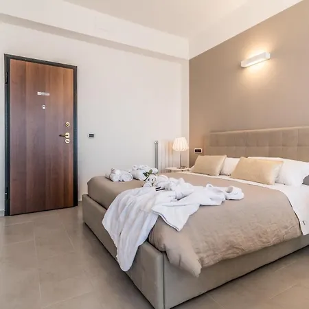 4 Star - Self Check-in