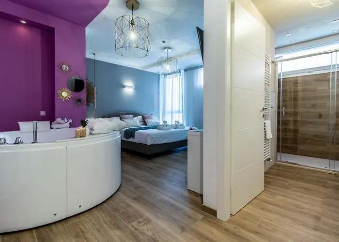 4 Star - Self Check-in Bologna