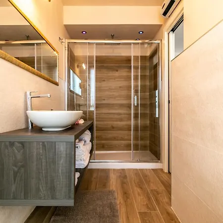 4 Star - Self Check-in 4* Bolonia