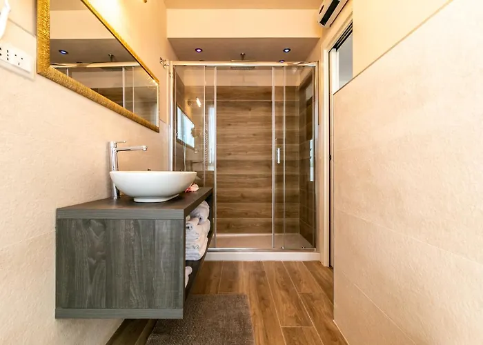 4 Star - Self Check-in 4* Bologna